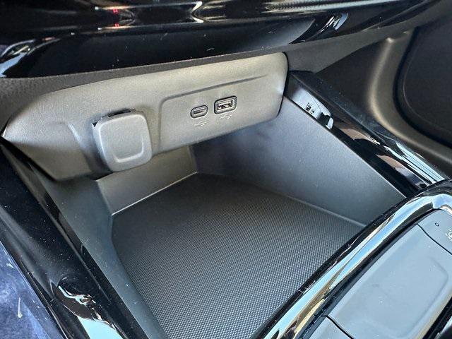 new 2025 Chevrolet Trax car, priced at $22,702