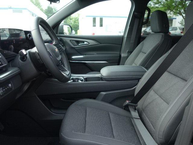 new 2025 Chevrolet Traverse car, priced at $40,401