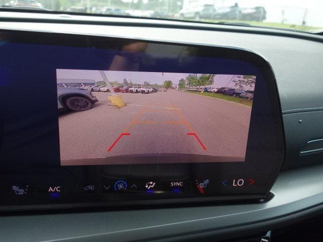 new 2025 Chevrolet Traverse car, priced at $40,401