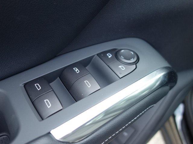 new 2025 Chevrolet Traverse car, priced at $40,401