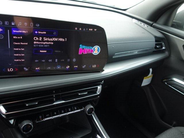 new 2025 Chevrolet Traverse car, priced at $40,401