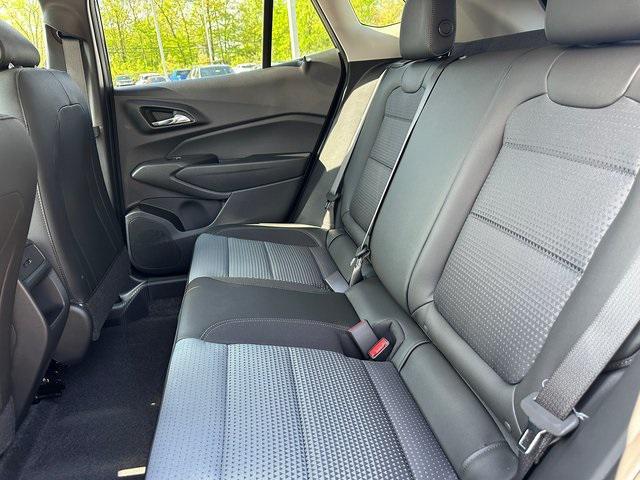 new 2025 Chevrolet Trax car, priced at $22,702
