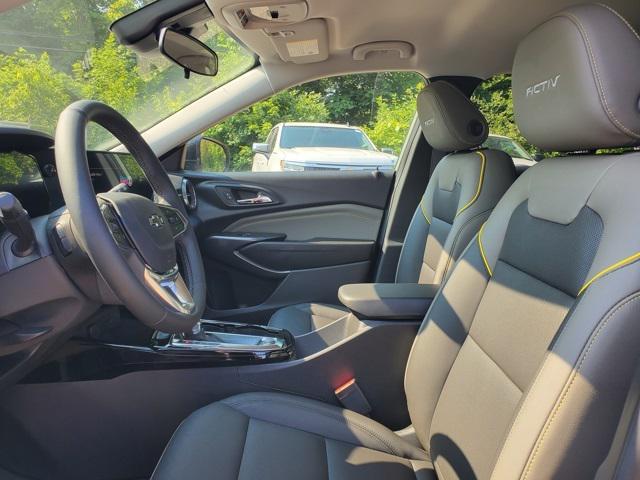 new 2025 Chevrolet Trax car, priced at $24,563