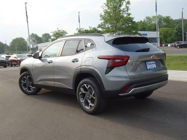 new 2025 Chevrolet Trax car, priced at $23,222