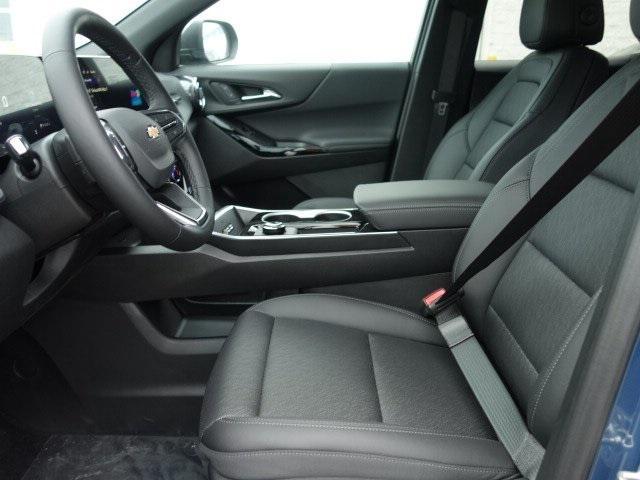 new 2026 Chevrolet Equinox car, priced at $31,011
