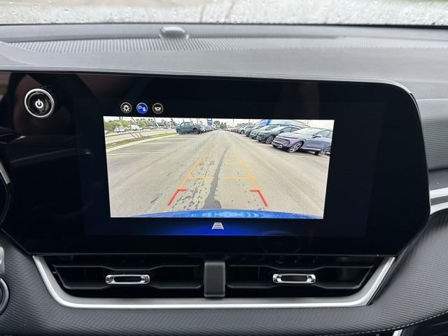 new 2026 Chevrolet Equinox car, priced at $29,995