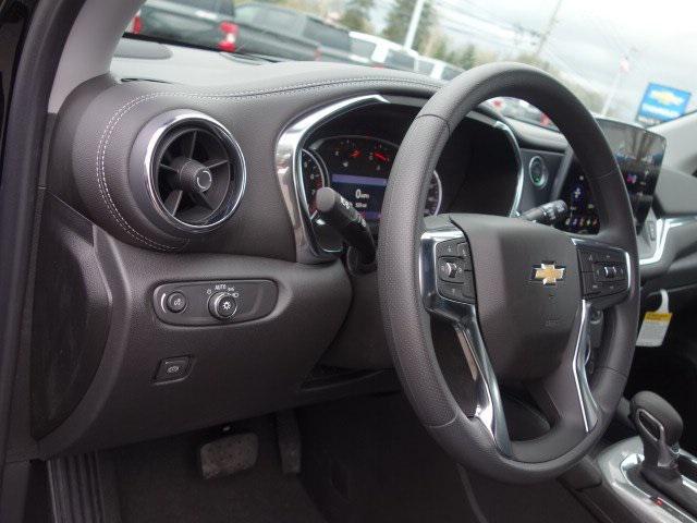 new 2025 Chevrolet Blazer car, priced at $35,372