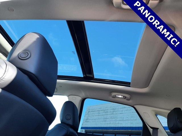 used 2017 Cadillac XT5 car, priced at $15,498