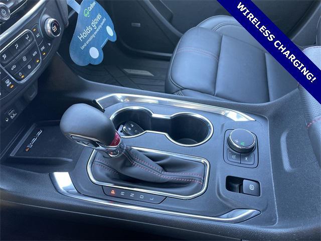 used 2023 Chevrolet Traverse car, priced at $37,977