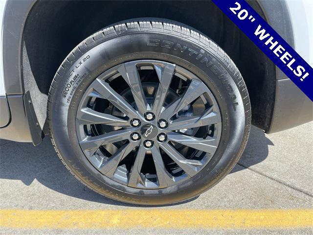 used 2023 Chevrolet Traverse car, priced at $37,977