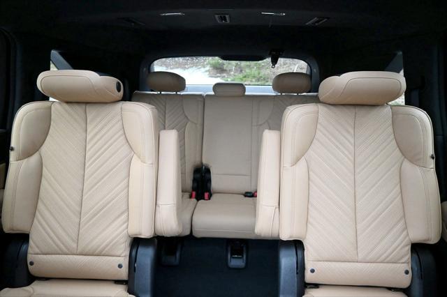 new 2025 Cadillac Escalade car