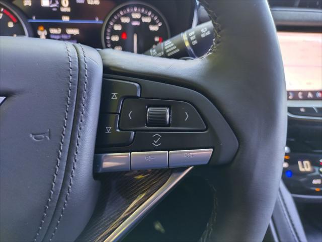 used 2025 Cadillac XT6 car, priced at $61,191