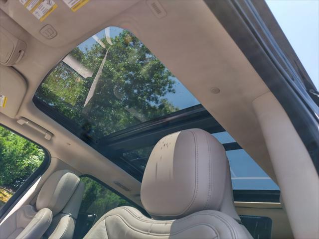 used 2020 Lincoln Navigator car, priced at $33,971