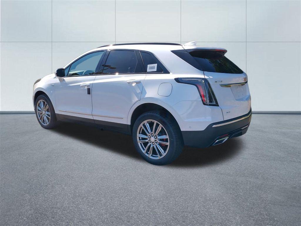 new 2025 Cadillac XT5 car, priced at $64,065