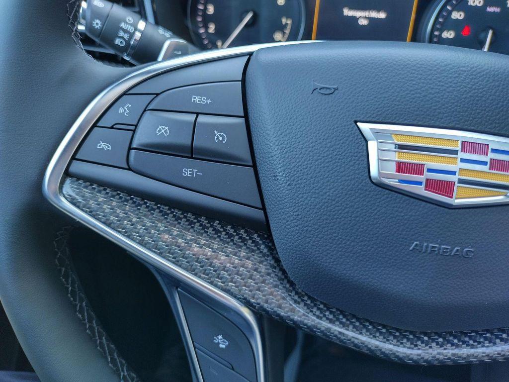 new 2025 Cadillac XT5 car, priced at $64,065