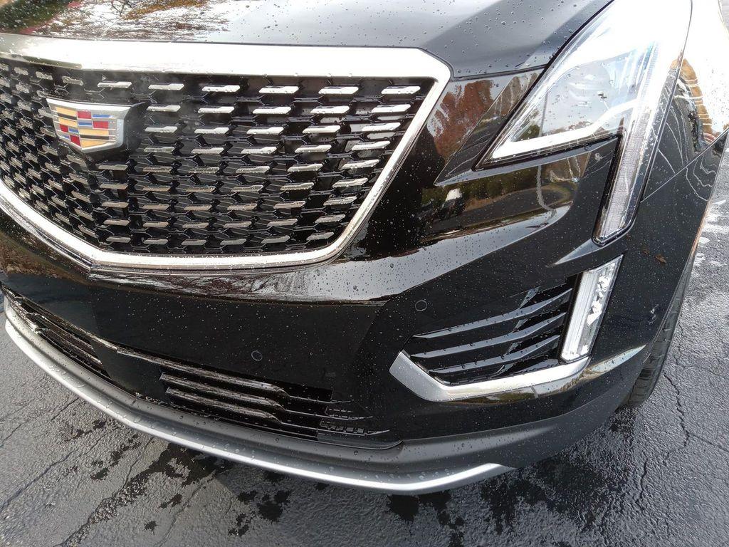 new 2026 Cadillac XT5 car, priced at $59,095