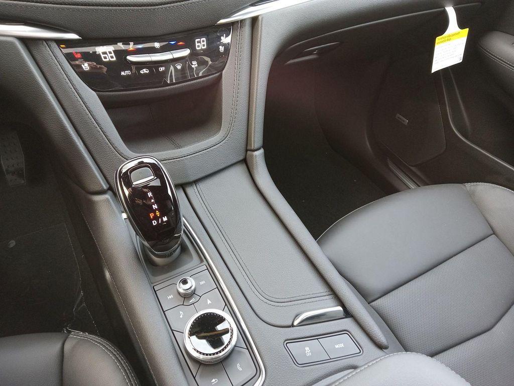 new 2026 Cadillac XT5 car, priced at $59,095