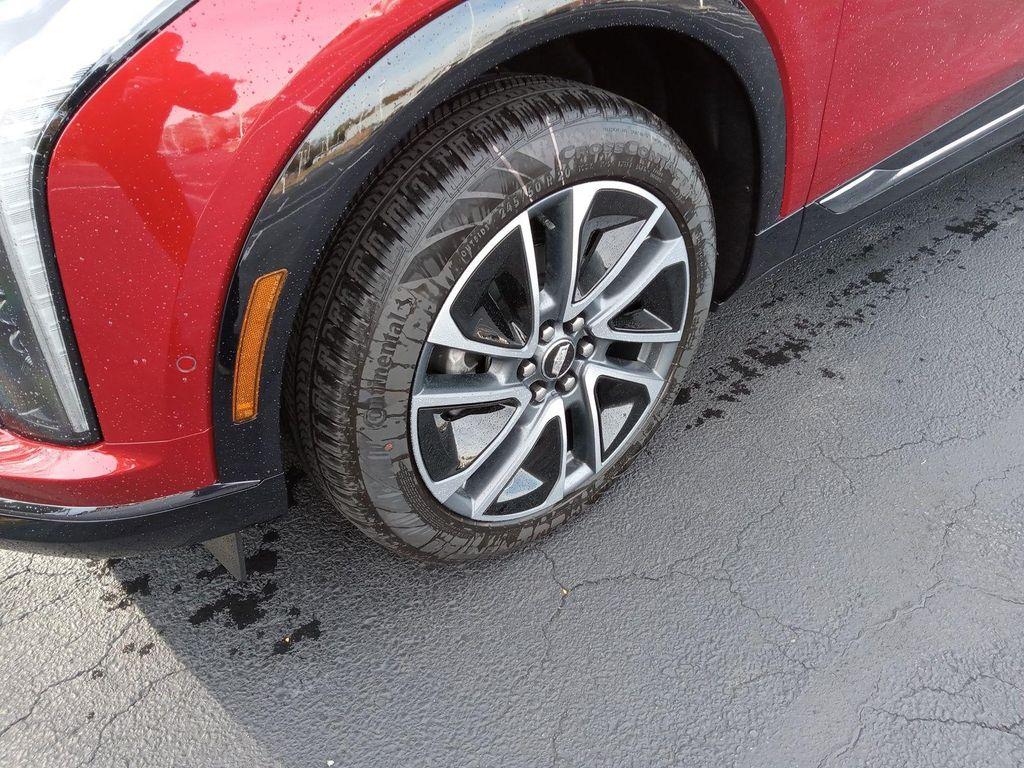 new 2026 Cadillac OPTIQ car, priced at $55,420