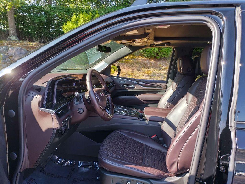 used 2023 Cadillac Escalade ESV car, priced at $81,850