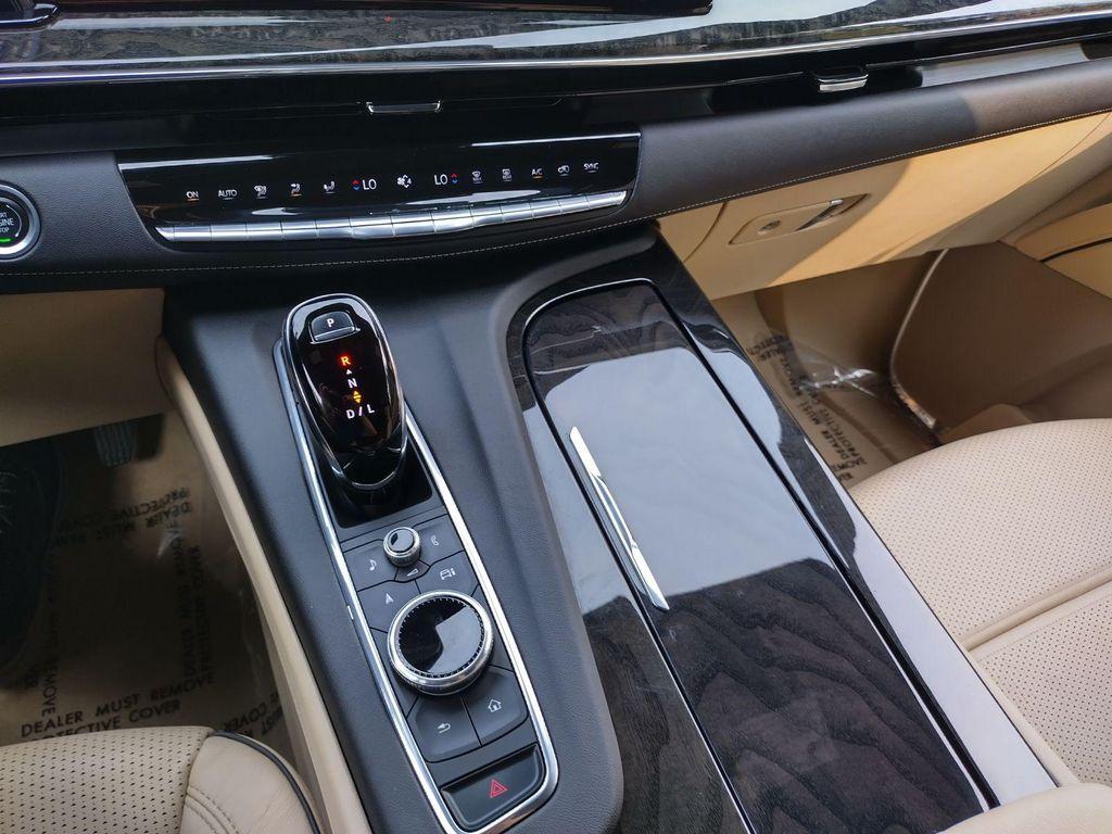 used 2024 Cadillac Escalade ESV car, priced at $88,656