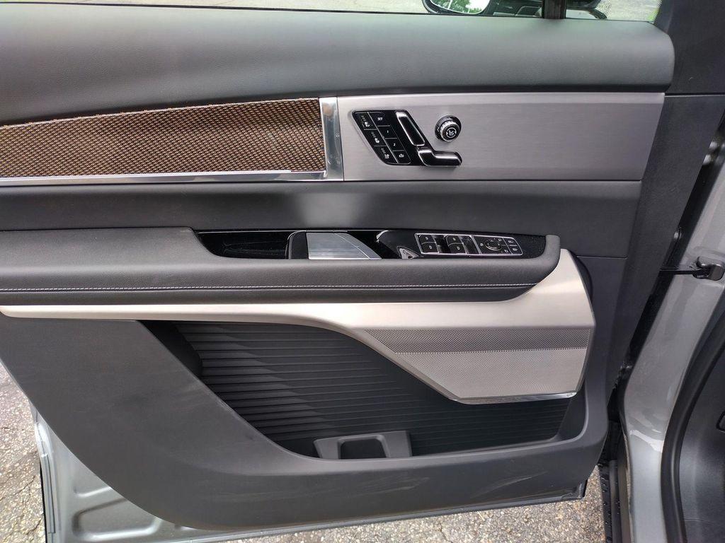 new 2026 Cadillac VISTIQ car, priced at $80,490