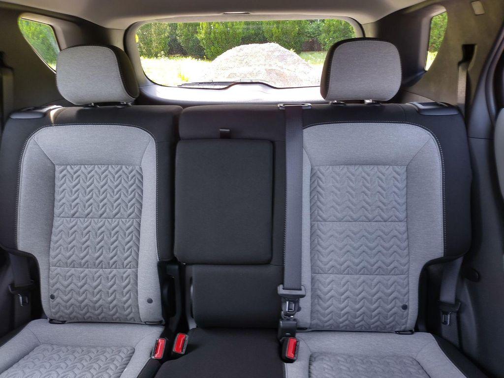 used 2024 Chevrolet Equinox car, priced at $24,986