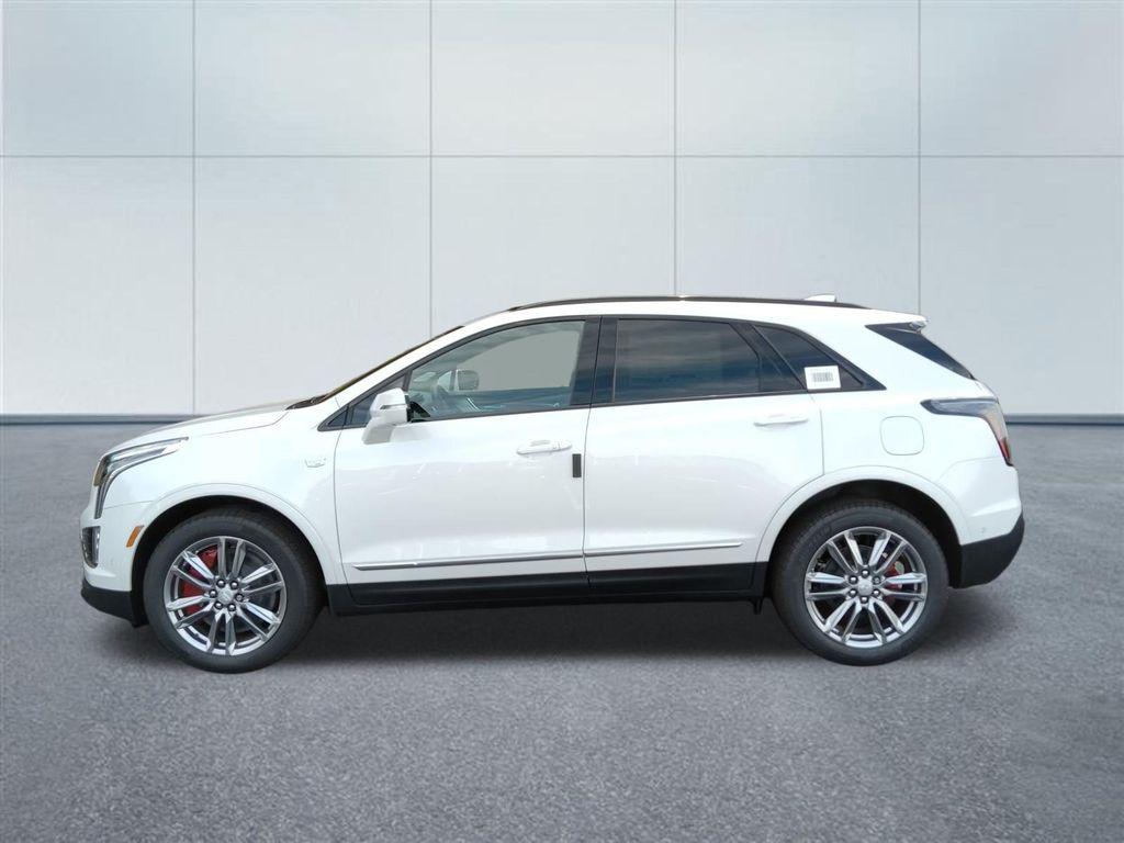 new 2025 Cadillac XT5 car, priced at $64,065
