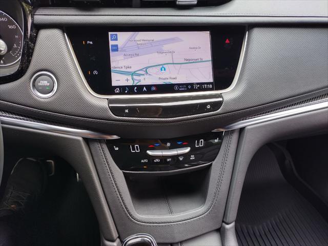 new 2025 Cadillac XT5 car