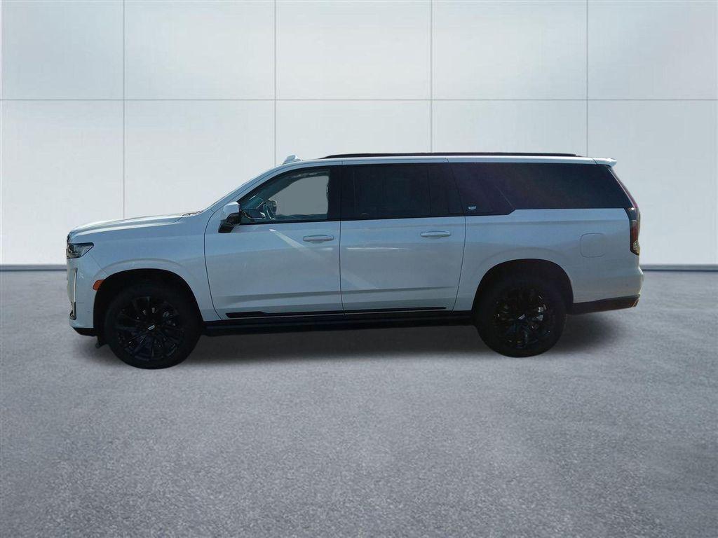 used 2022 Cadillac Escalade ESV car, priced at $69,850