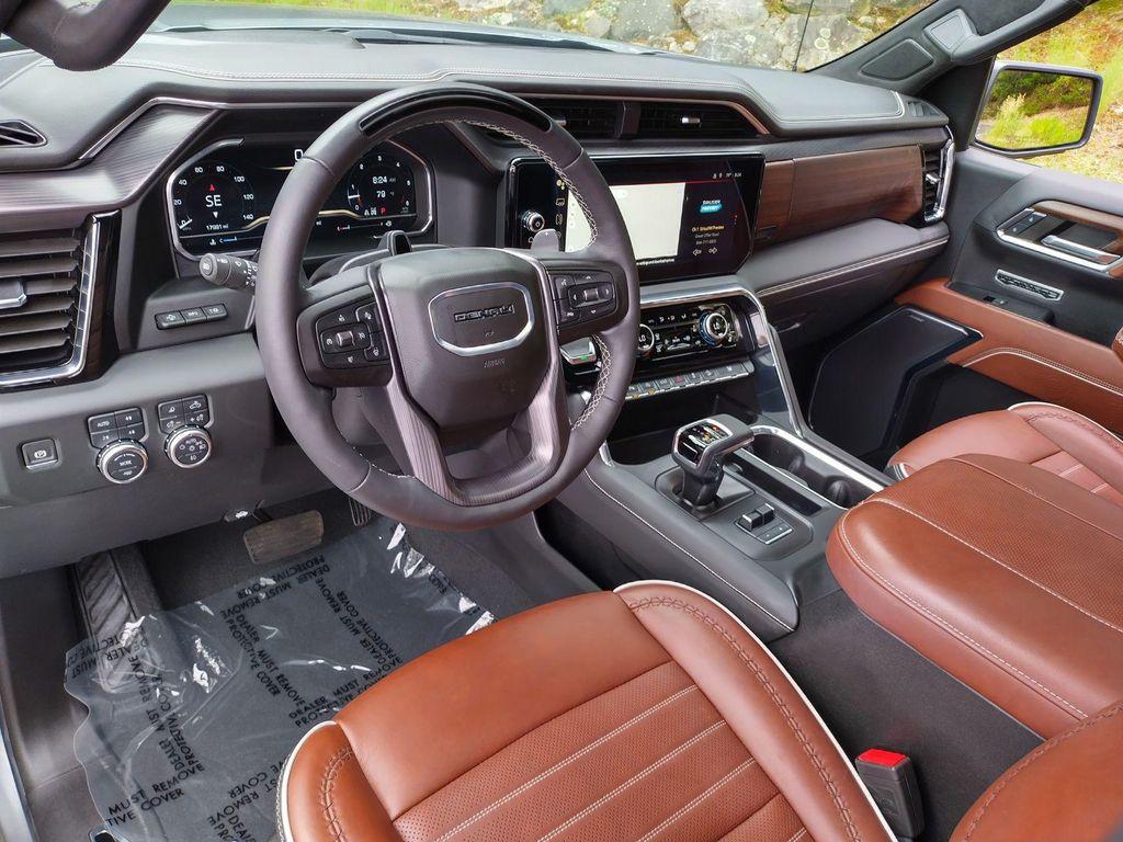 used 2024 GMC Sierra 1500 car, priced at $65,627