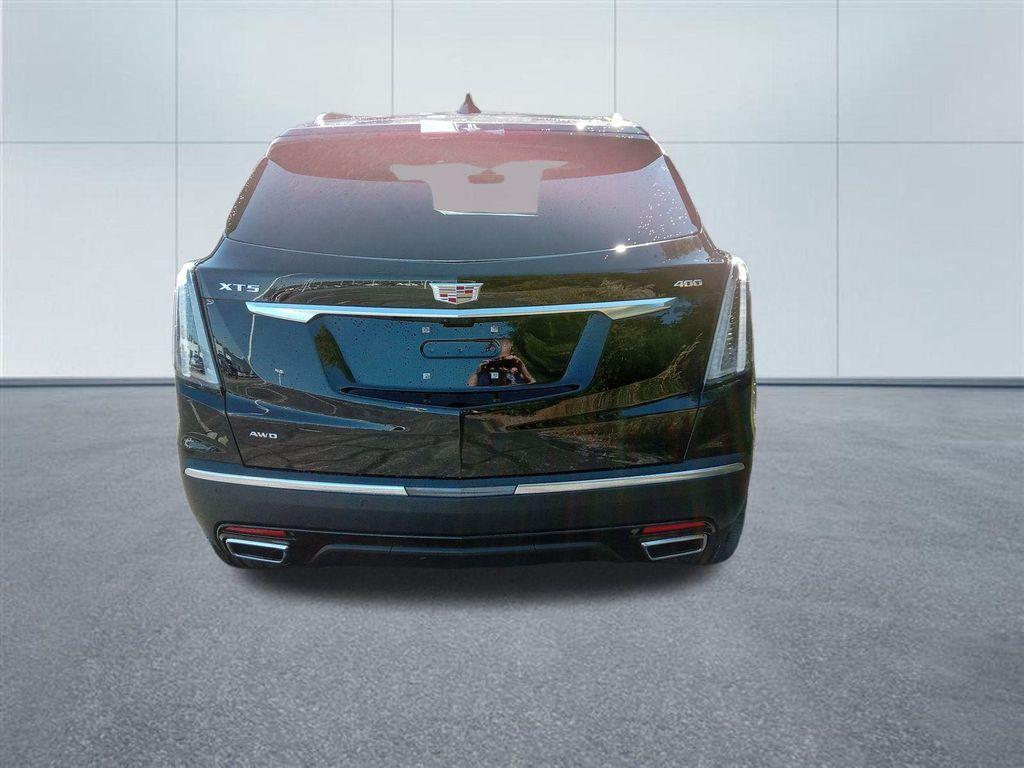 new 2025 Cadillac XT5 car, priced at $62,890