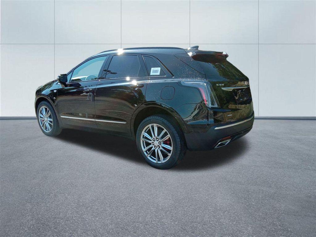 new 2025 Cadillac XT5 car, priced at $62,890