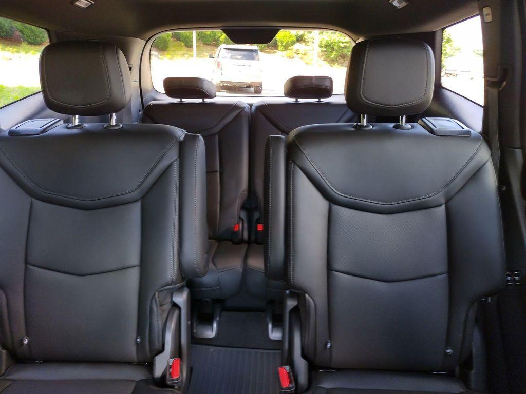 new 2024 Cadillac XT6 car, priced at $60,800
