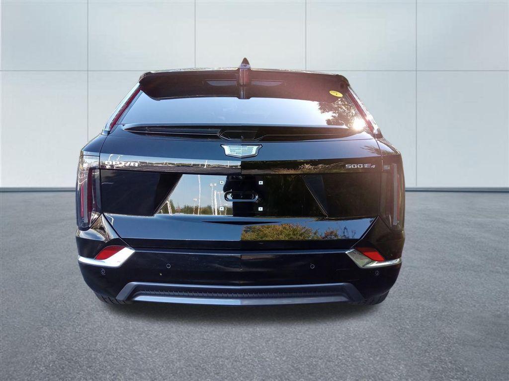 used 2025 Cadillac OPTIQ car, priced at $45,989