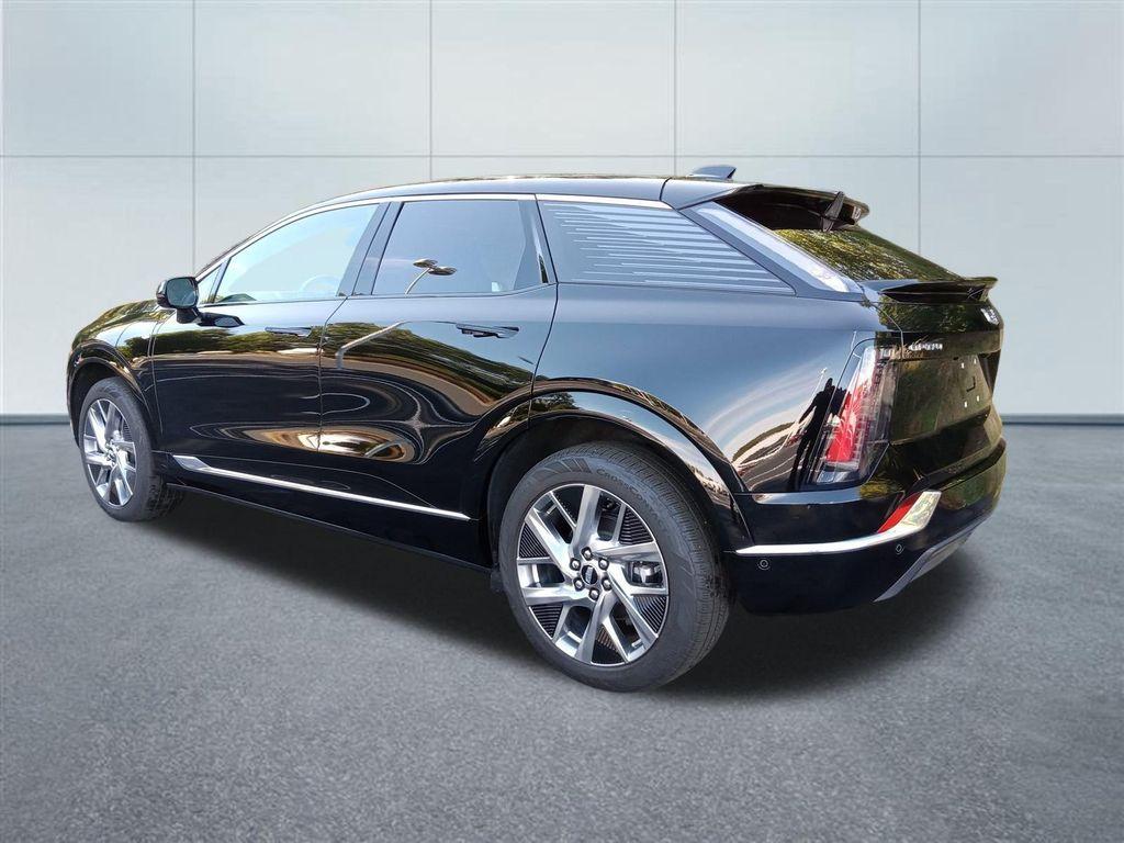 used 2025 Cadillac OPTIQ car, priced at $45,989
