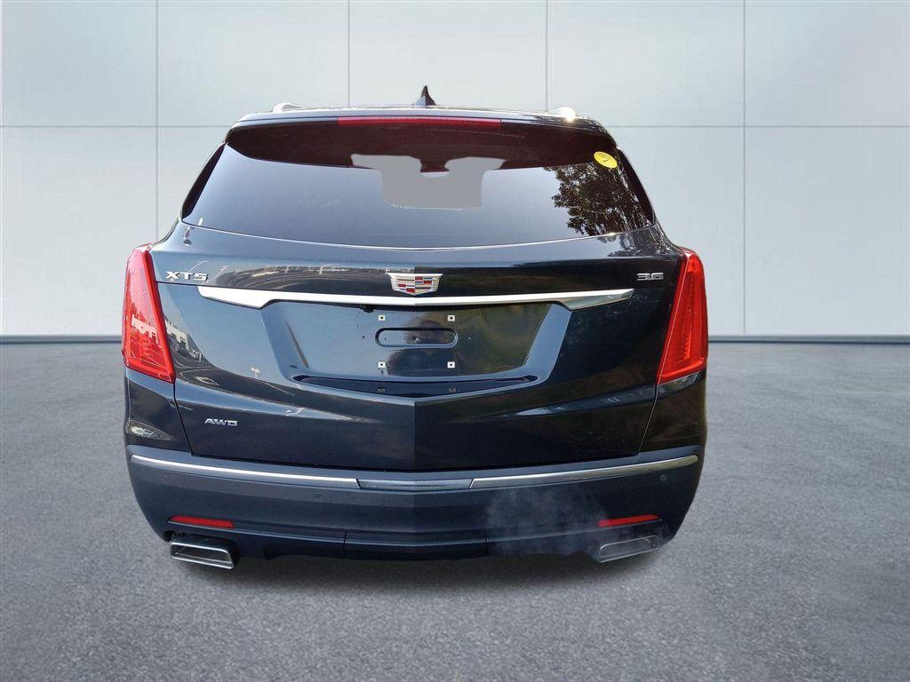 used 2019 Cadillac XT5 car, priced at $22,931