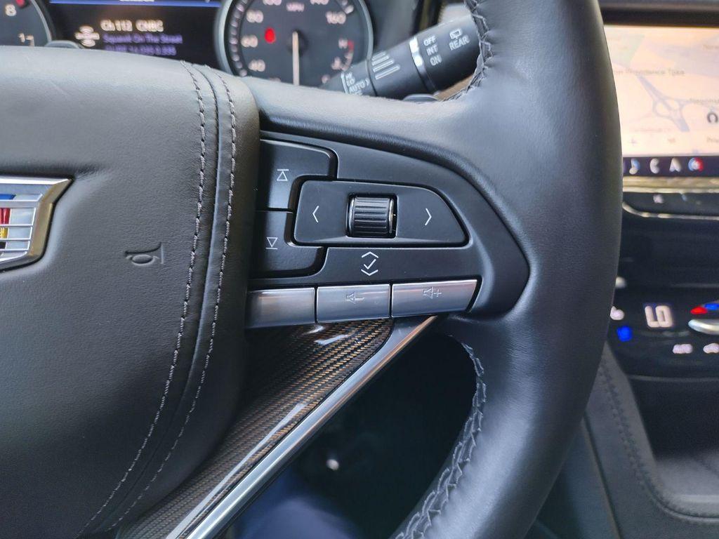 used 2025 Cadillac XT6 car, priced at $56,877