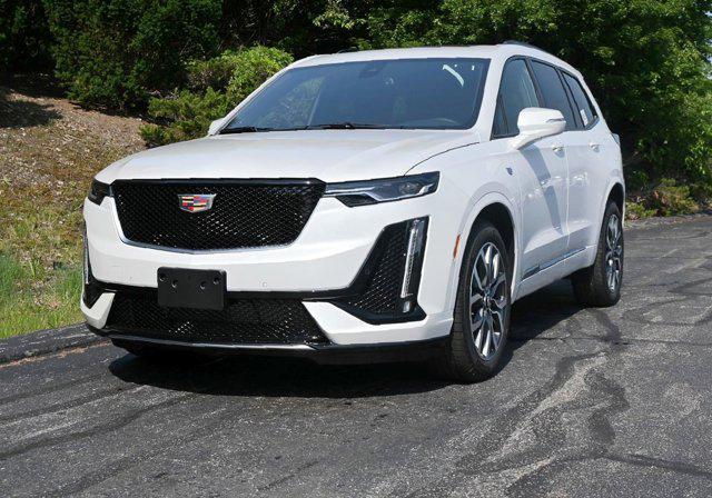 new 2024 Cadillac XT6 car, priced at $64,100