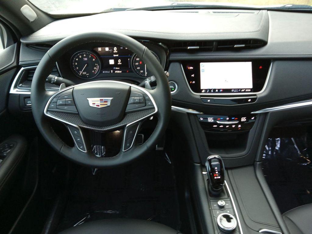 new 2025 Cadillac XT5 car, priced at $64,474