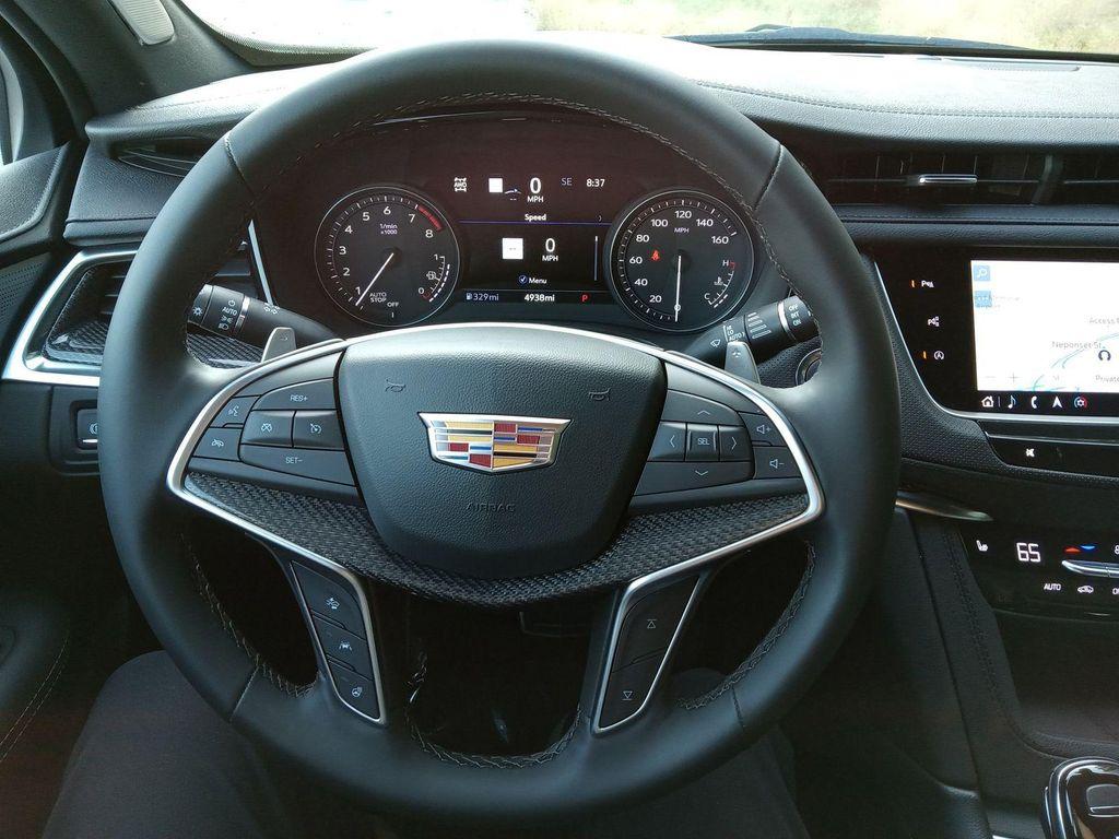 new 2025 Cadillac XT5 car, priced at $64,474