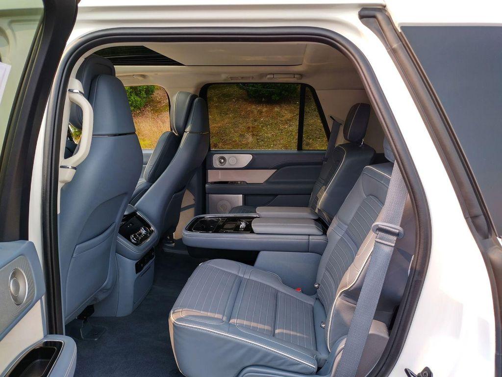 used 2021 Lincoln Navigator car, priced at $46,848