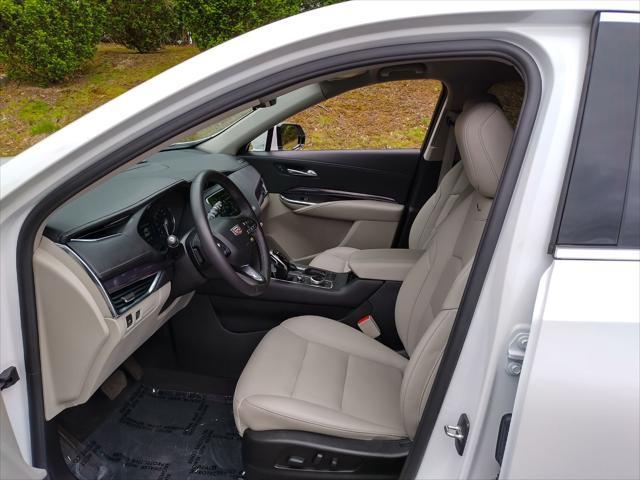 used 2023 Cadillac XT4 car, priced at $29,500