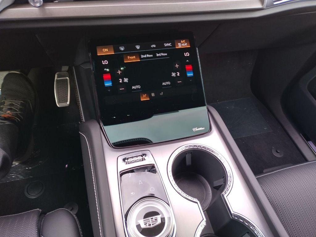 new 2026 Cadillac VISTIQ car, priced at $81,015