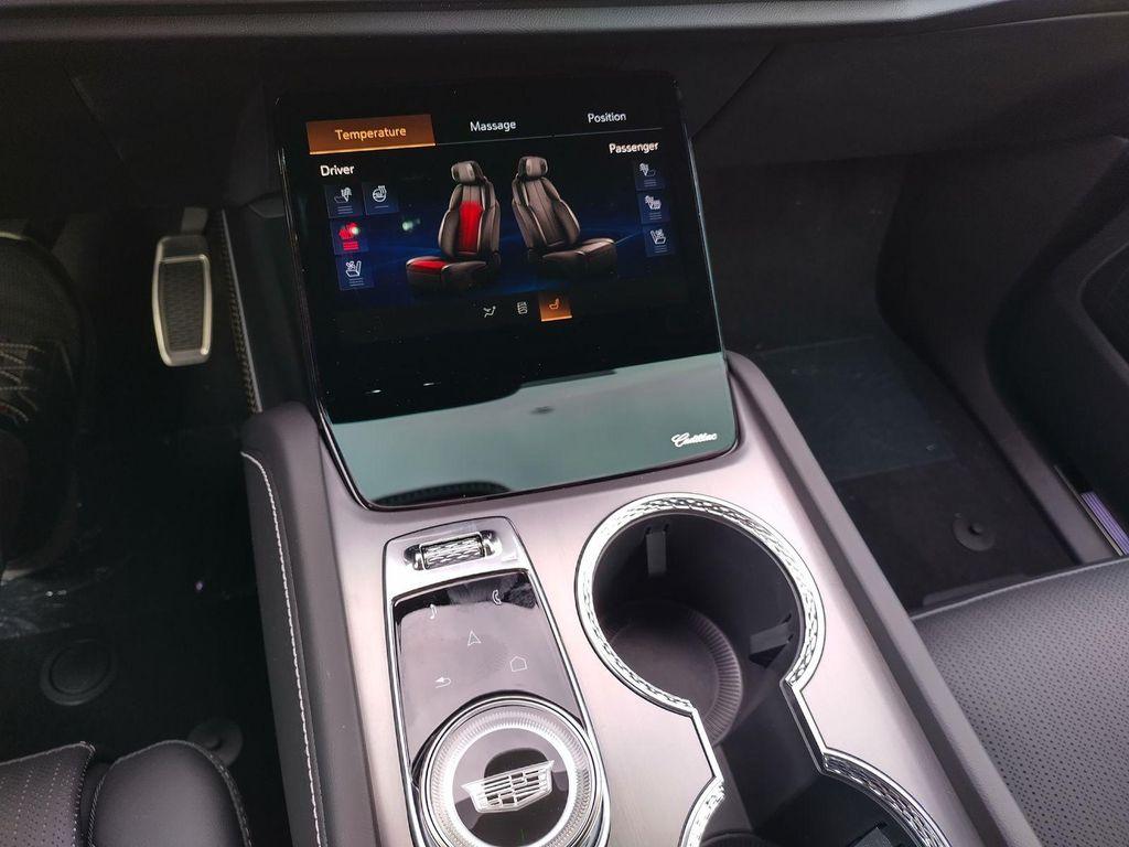 new 2026 Cadillac VISTIQ car, priced at $81,015