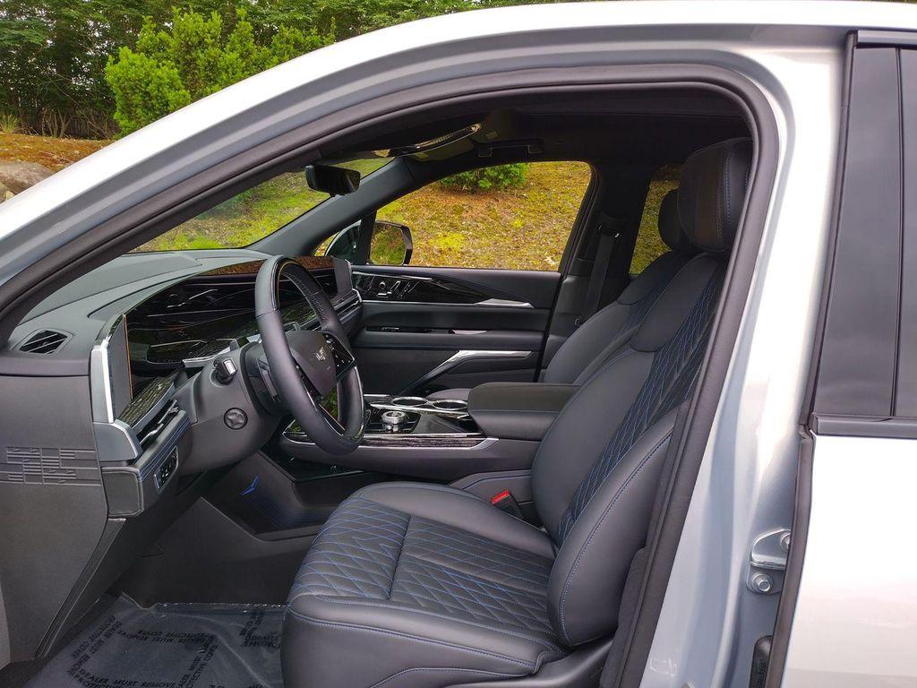 new 2025 Cadillac Escalade IQ car, priced at $131,115
