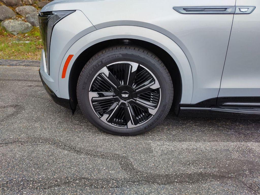new 2025 Cadillac Escalade IQ car, priced at $131,115