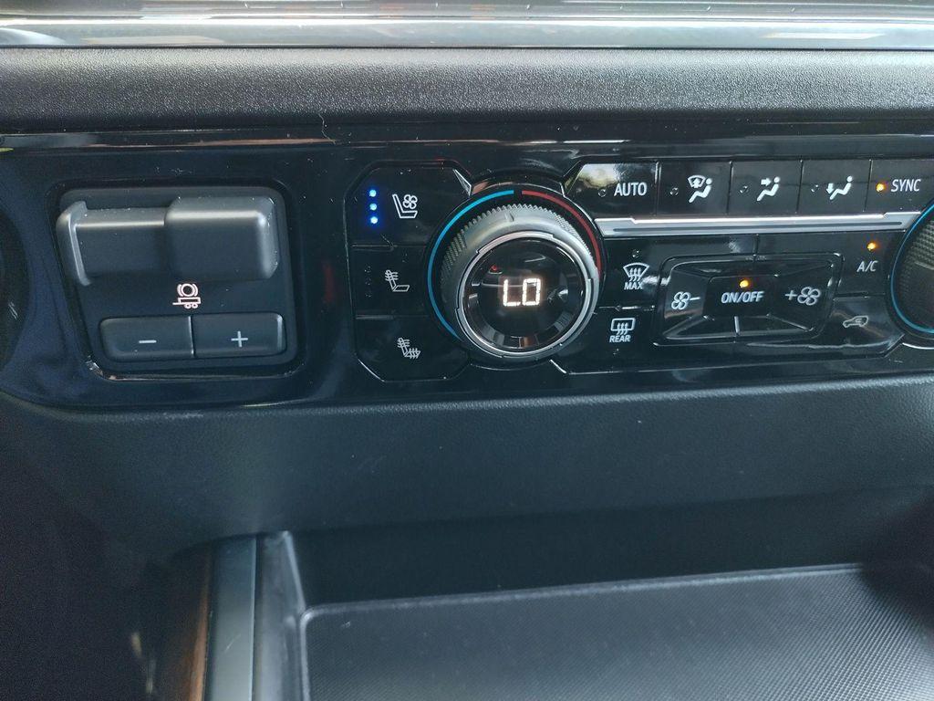 used 2024 Chevrolet Silverado 1500 car, priced at $58,997