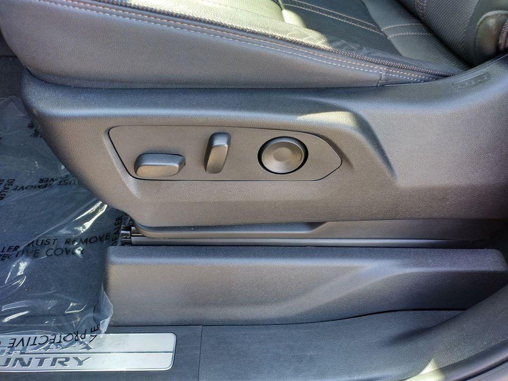 used 2024 Chevrolet Silverado 1500 car, priced at $58,997