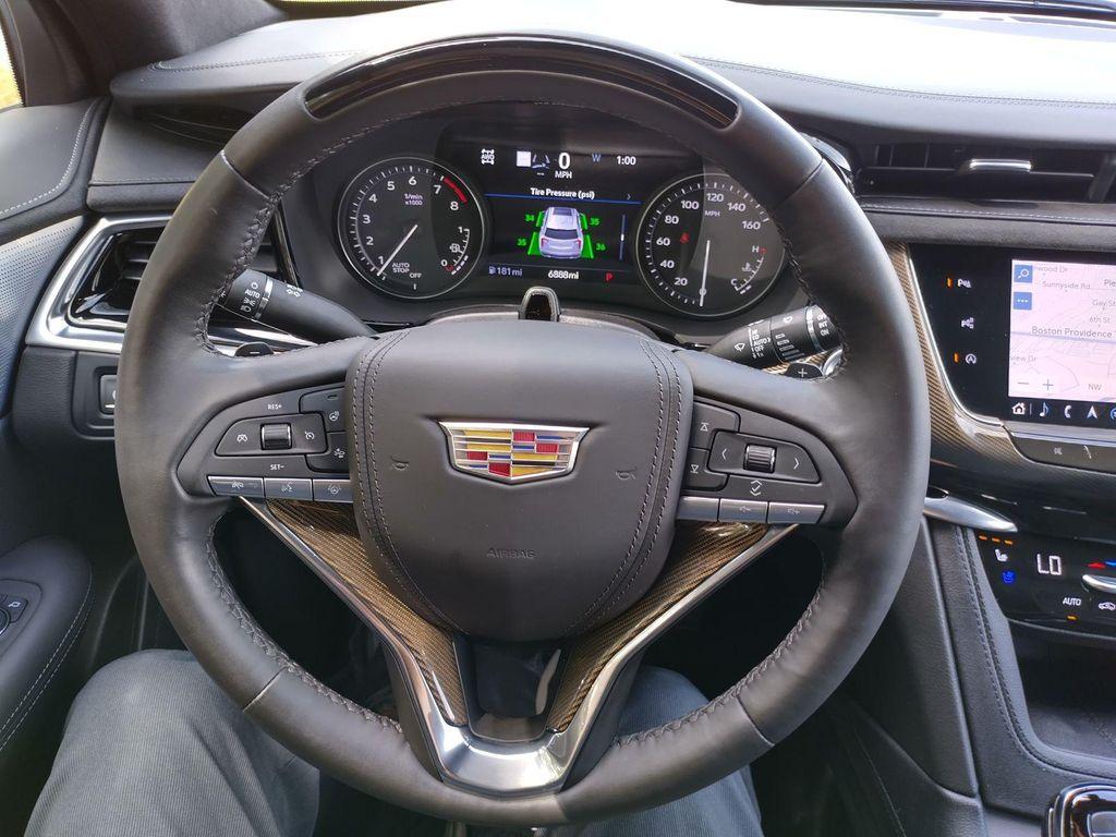 used 2025 Cadillac XT6 car, priced at $56,876