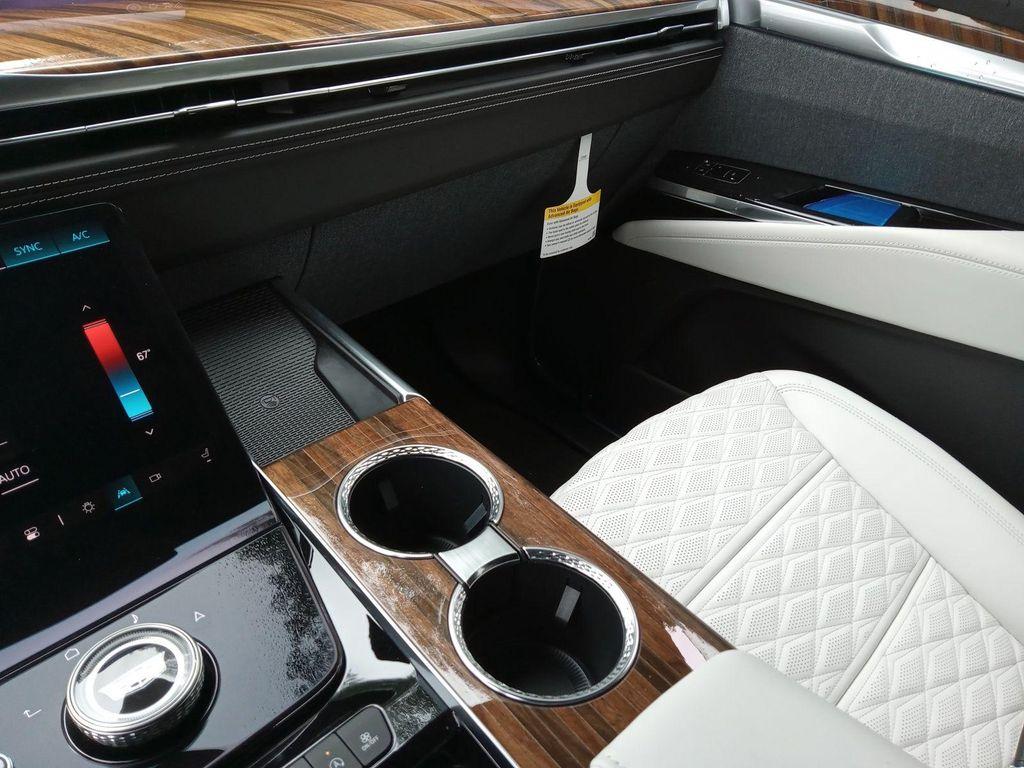 new 2025 Cadillac Escalade ESV car, priced at $138,069